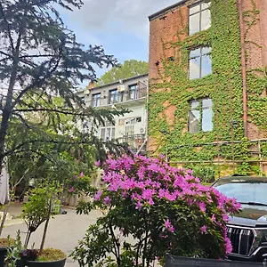 buradan rezervasyon yapın